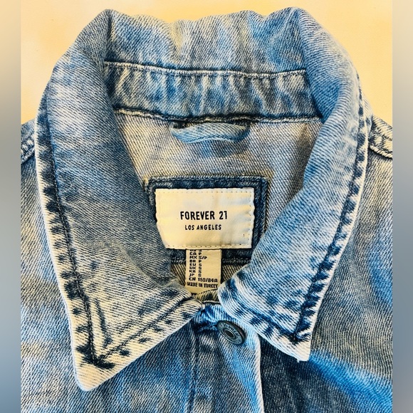 FOREVER 21 Light Blue Jean Jacket. All Cotton. Jeans Jacket - Picture 7 of 15